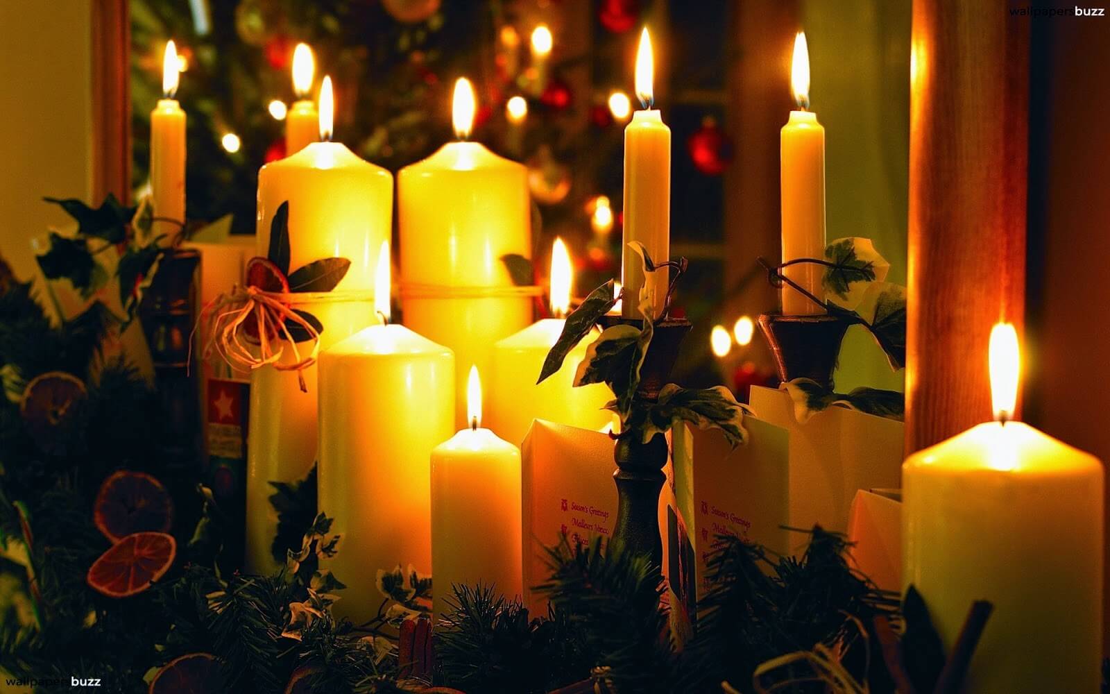 burning-christmas-candles